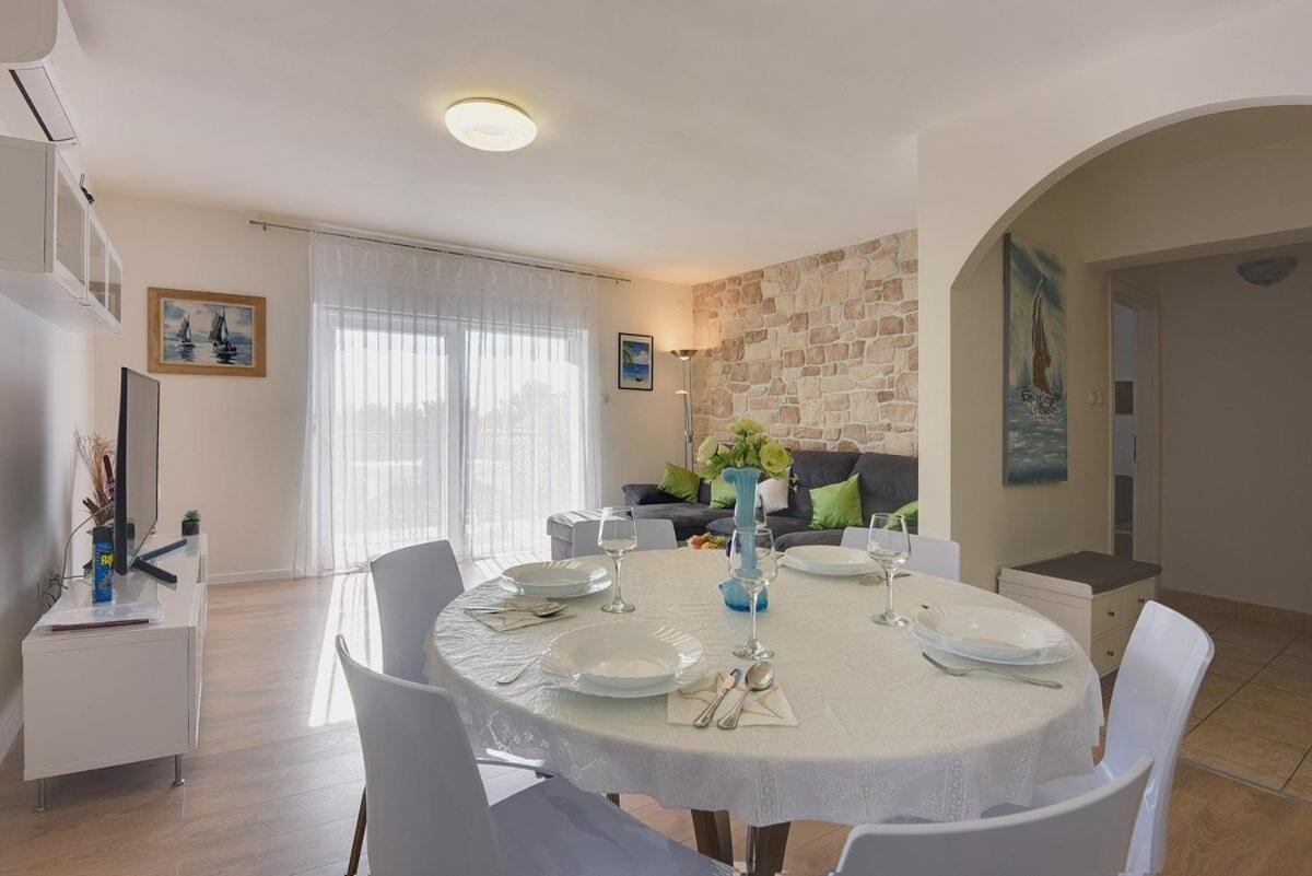 Apartment Zajec Premantura Exteriér fotografie